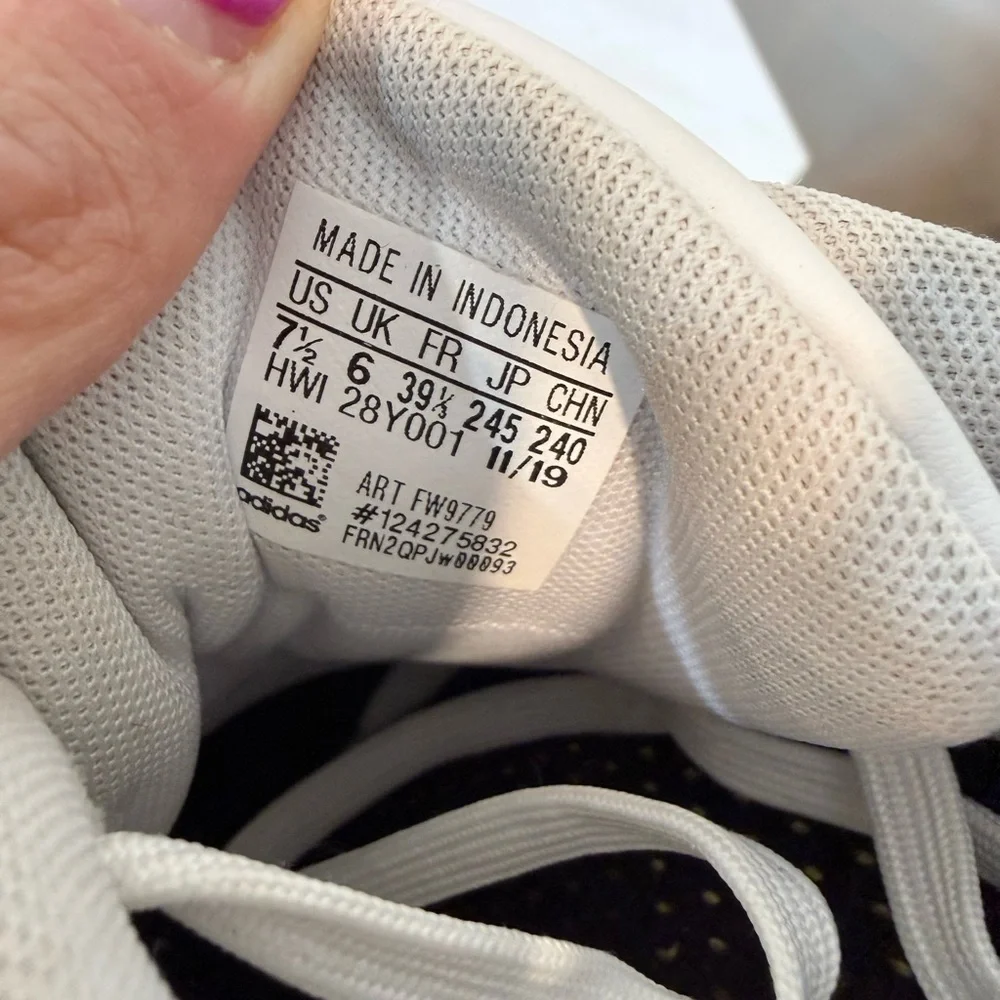 🔥Adidas Women's White Leopard Sneakers Size 7.5 EUC🔥